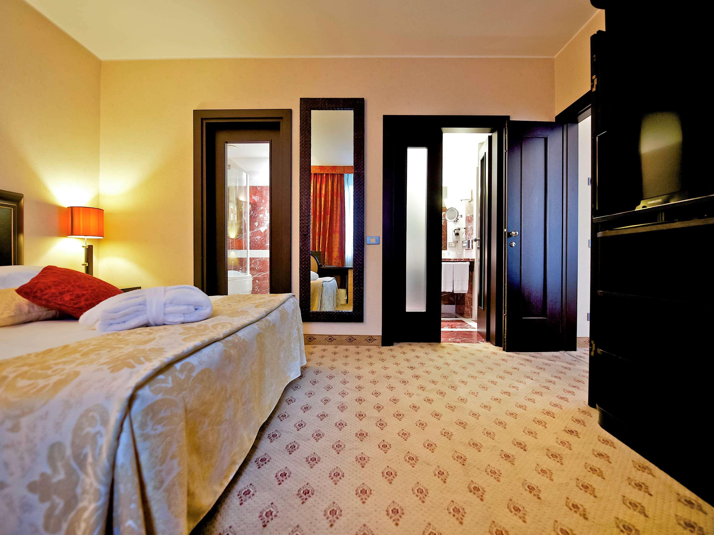 Mercure Roma West Exterior foto
