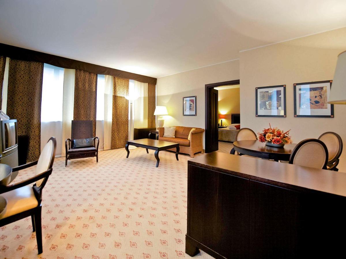 Mercure Roma West Exterior foto