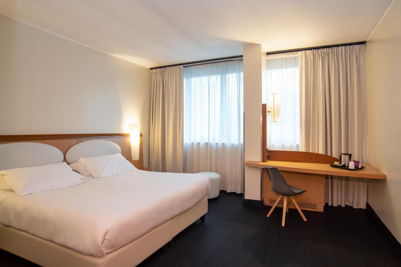 Mercure Roma West Exterior foto